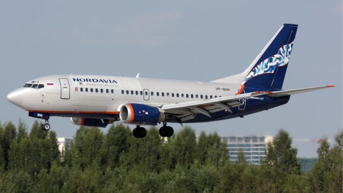 Самолет Boeing 737-500 авиакомпании Нордавиа