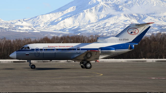 Як-40 (RA-87949) Камчатского АП