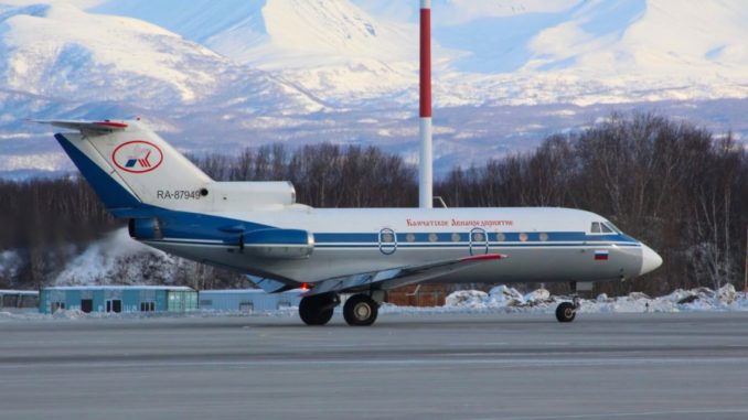 Камчатское АП начало выполнять рейсы в Сибири на Як-40