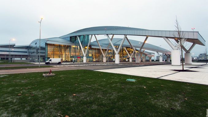 Аэропорт Платов