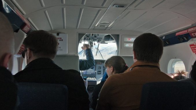 В самолете DHC-6-400 авиакомпании Аврора