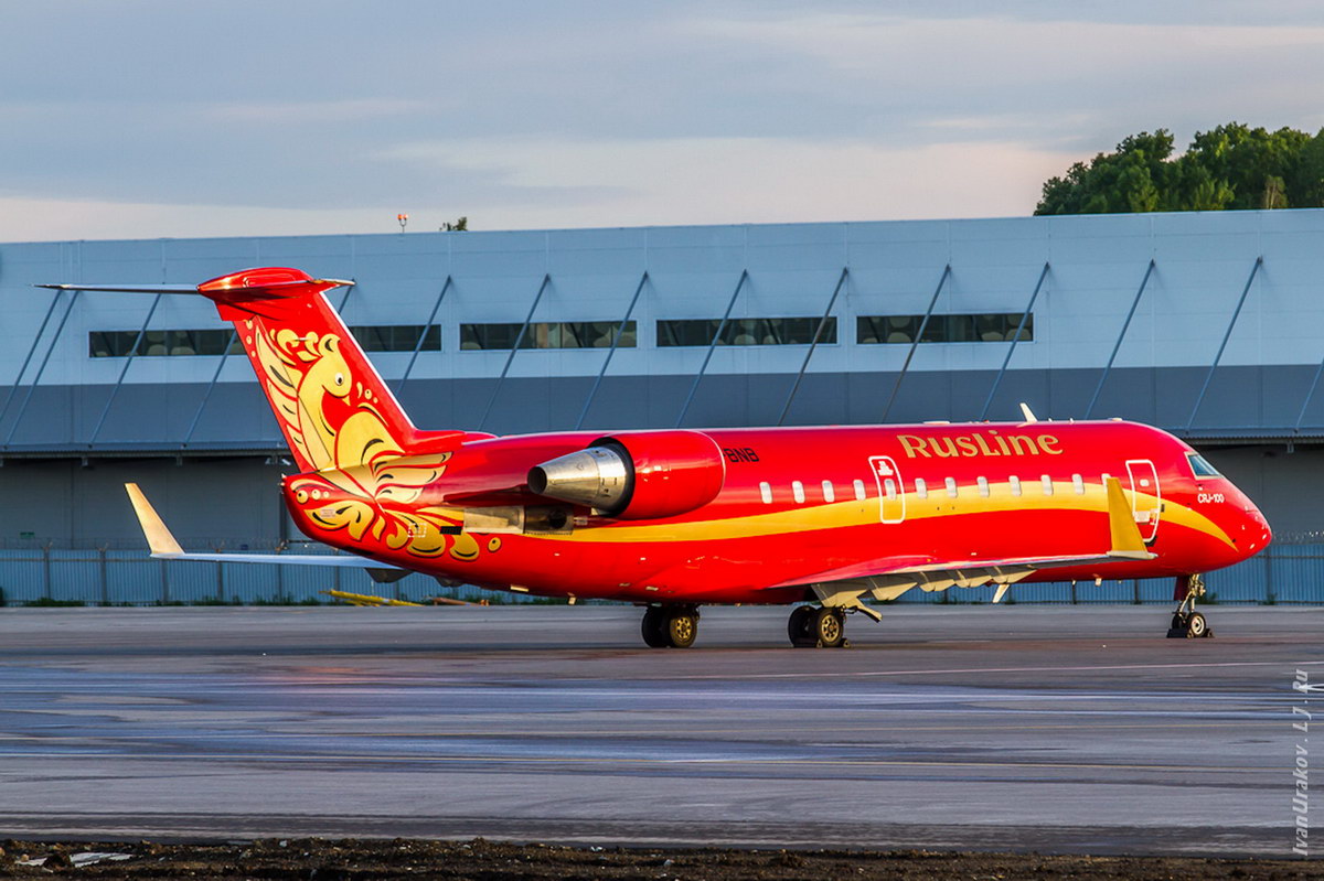 Rusline пришел код. РУСЛАЙН самолеты. Canadair Regional Jet Rusline. Rusline cr2. Самолет 7r РУСЛАЙН.