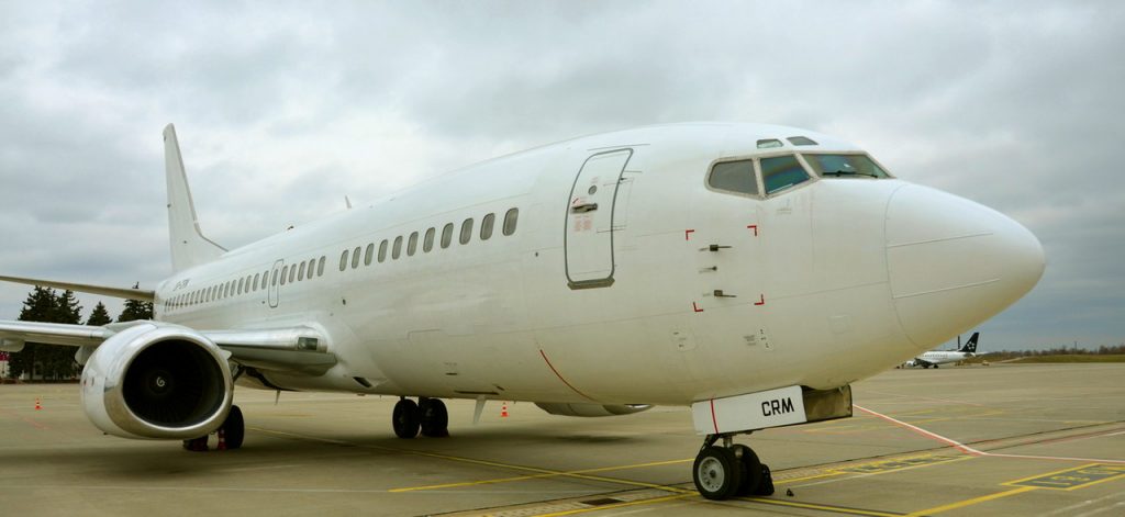 Boeing 737-300 (UR-CRM) DreamWind Airlines