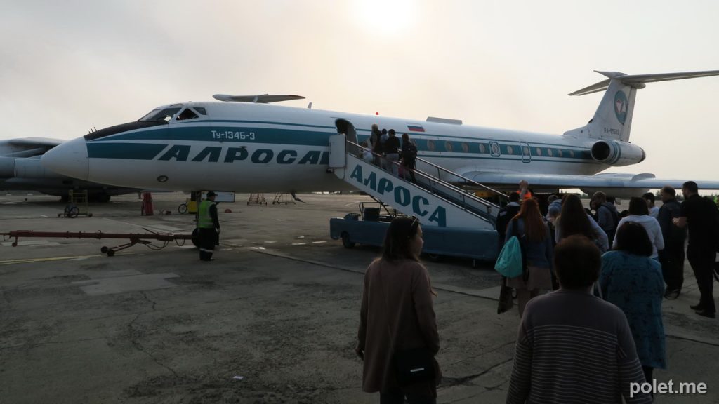 Ту-134 готовится к вылету в Иркутск