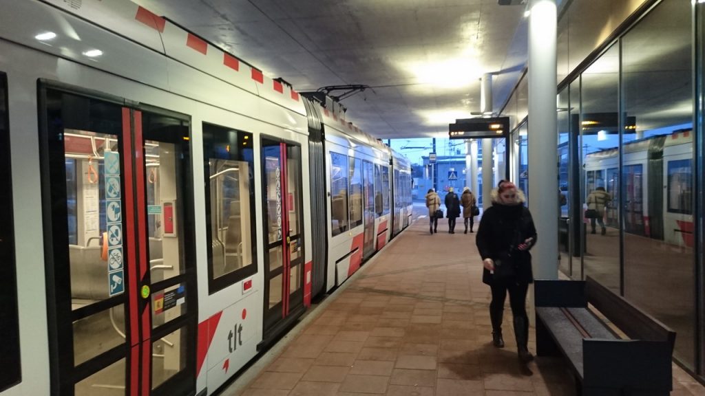 Трамвай №4 в Таллинском аэропорту