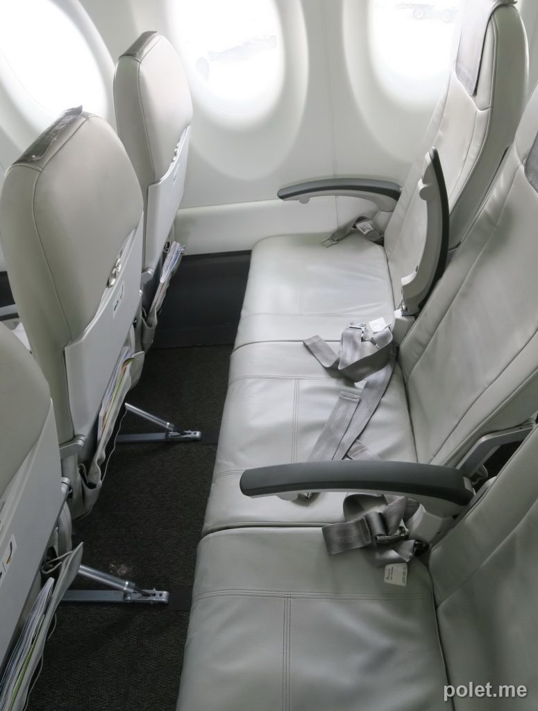 Кресла в Airbus A220 airBaltic
