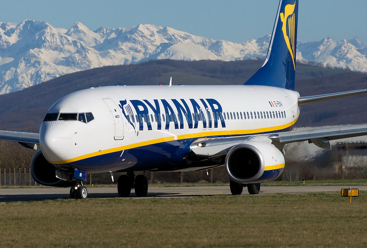 Боинг b 737. Боинг 737. B-737 самолет. Самолёт Boeing 737-800. Boeing 737-8as.