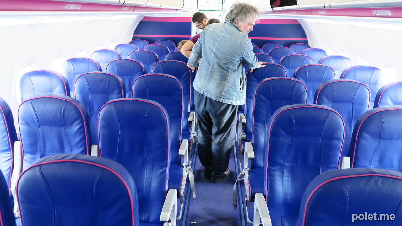 Wizz air фото салона