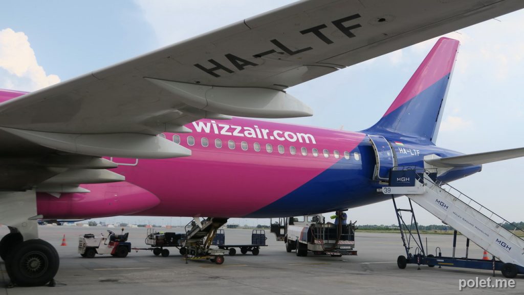 Airbus A321-200 Wizz Air
